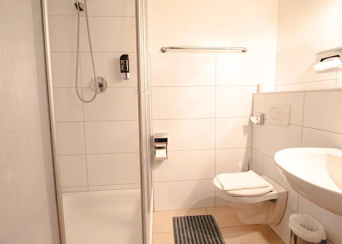 Ento Hotelwestend 5*