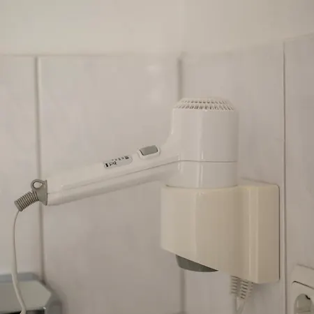 מלון Ento Hotelwestend 5*