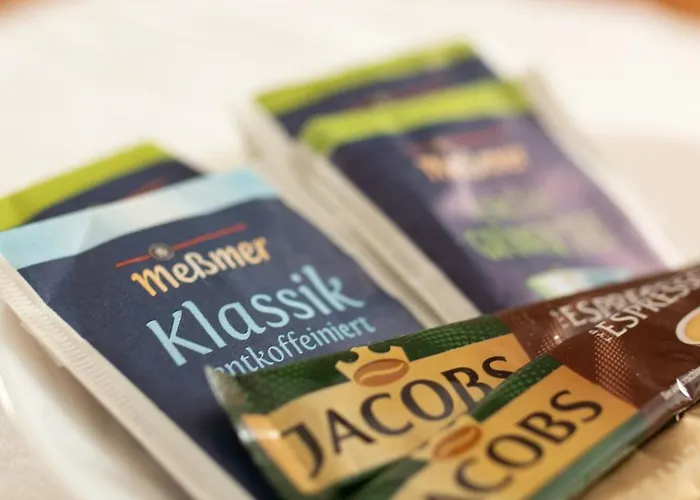 Ento Hotelwestend 5*