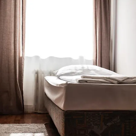 فندق Ento Hotelwestend 5*