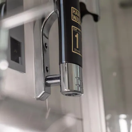 Ento Hotelwestend فندق