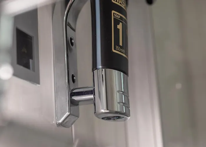 Ento Hotelwestend 酒店